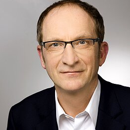 Prof. Dr. Franz J. Neyer